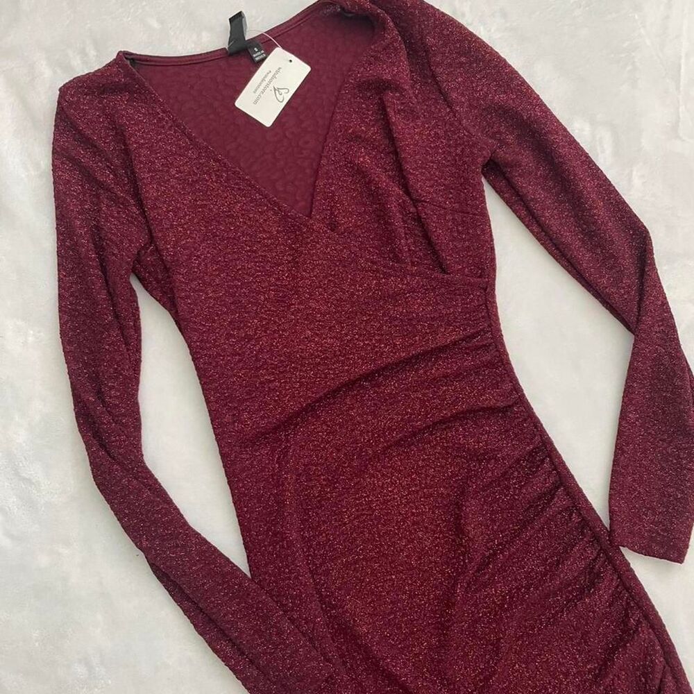 Windsor Sparkly Mini Dress Women's S Prom NWT Feminine Hoco Fitted Glam Short